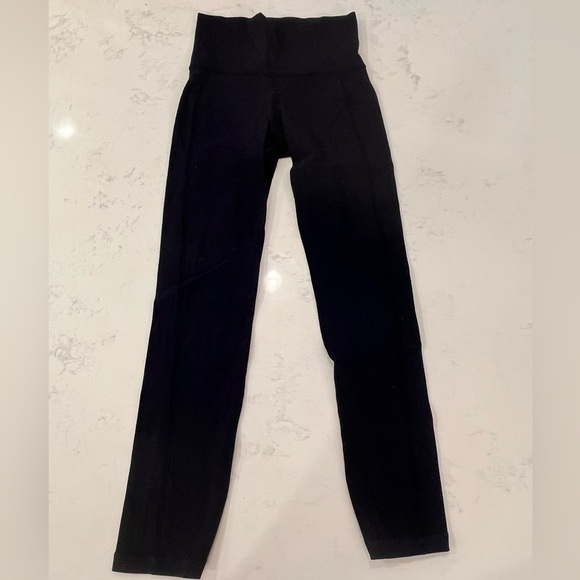 XLong Lululemon High-Waisted Navy Leggings - Picture 1 of 2